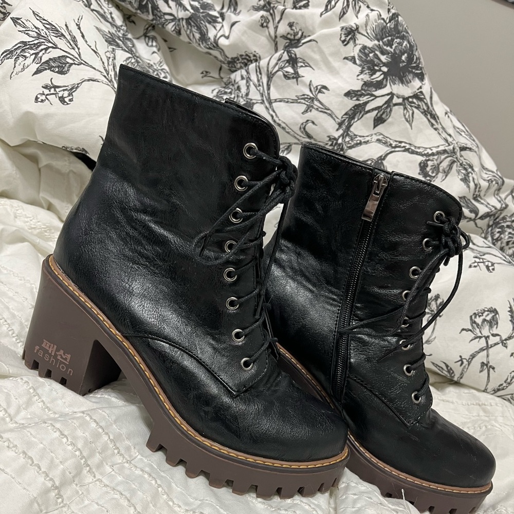 Black boots